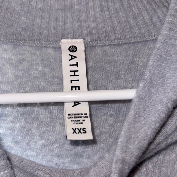 Athleta Gray Crew Neck Sweater Fitted Knit - Picture 2 of 2